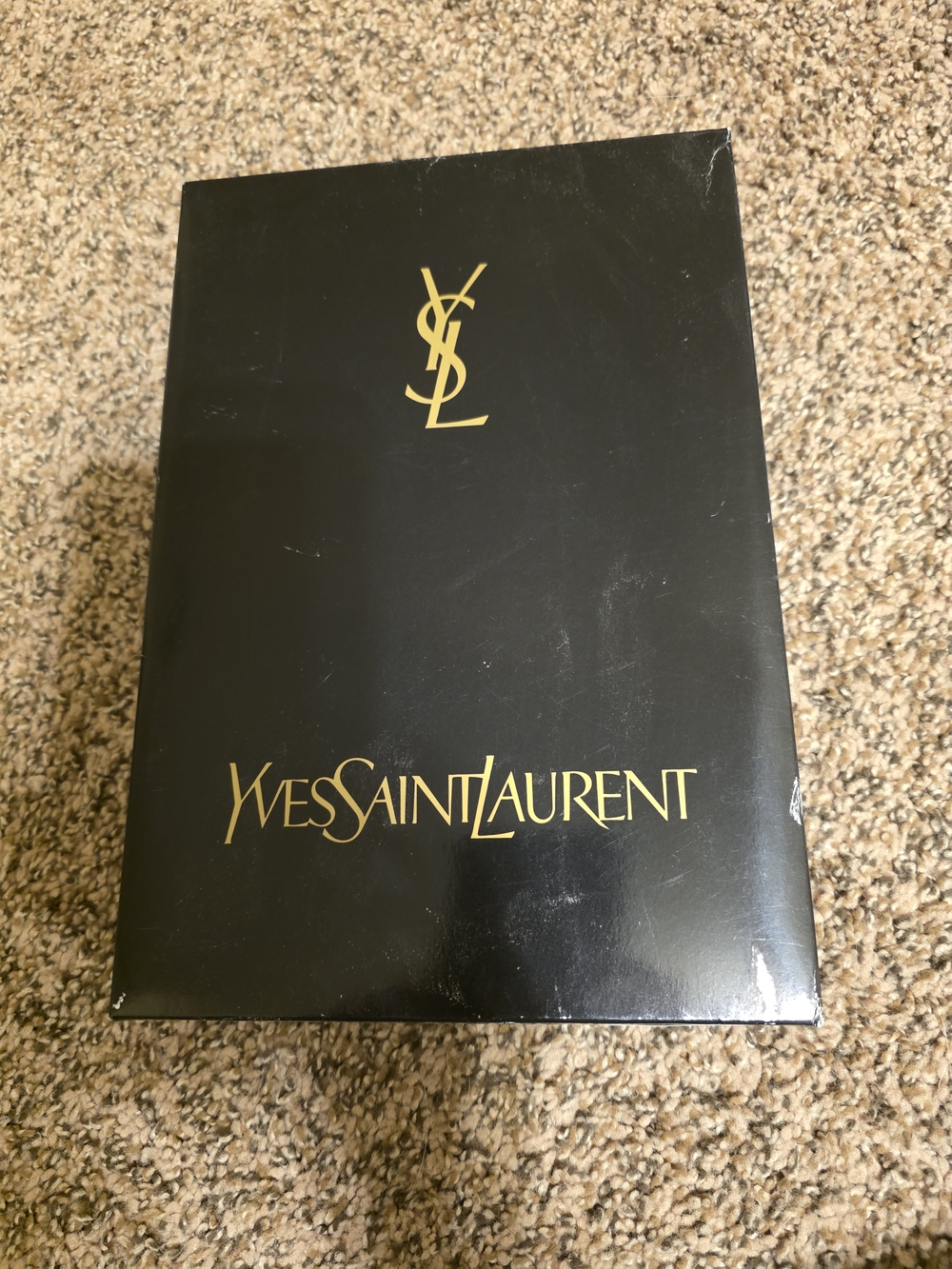Yves Saint Laurent Two-Pack Embroidered Hand Towels - Blue & Cream/ BNWT - Picture 4 of 5